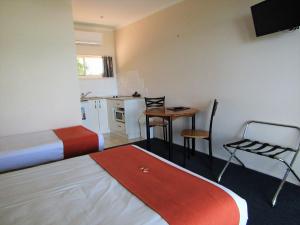 sunlit waters studio apartments