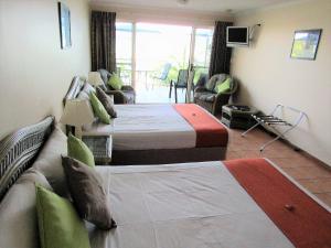 sunlit waters studio apartments