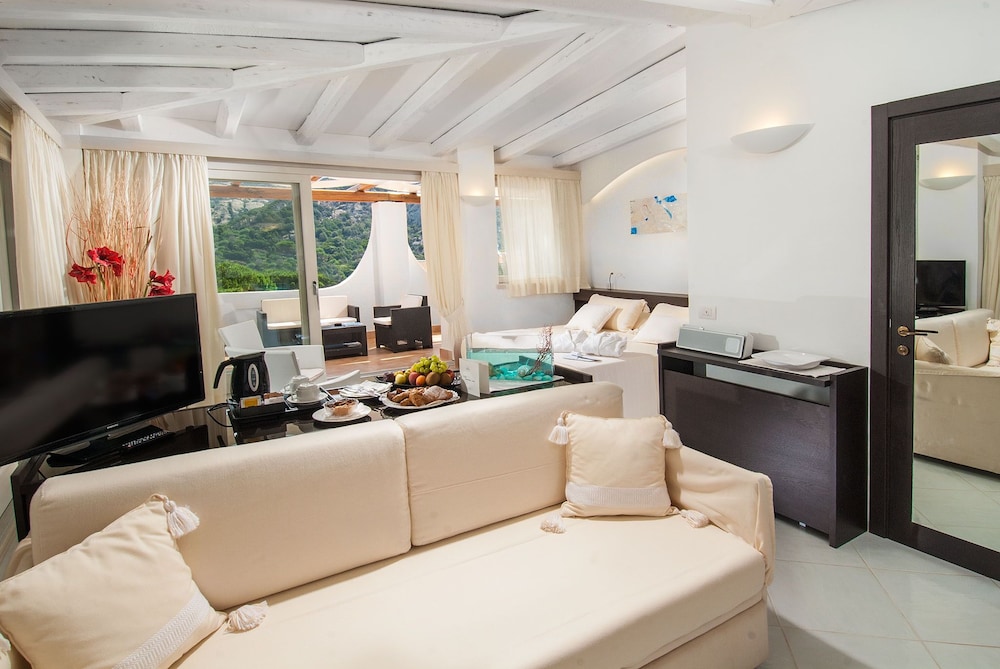 hotel punta est