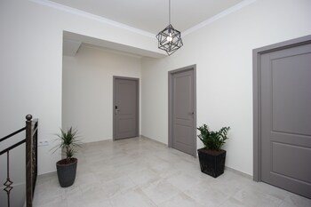 a hotel yerevan