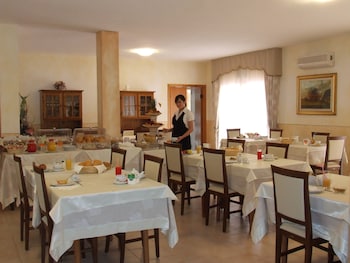 hotel gabbiano agenzia isola rossa