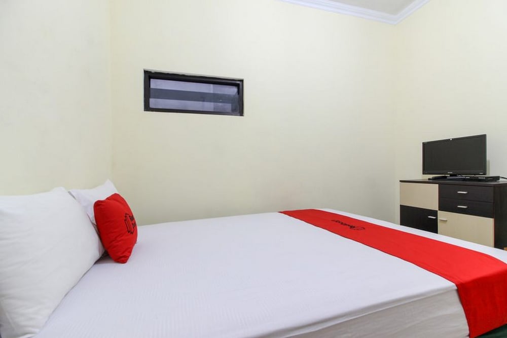 reddoorz near rumah sakit condong catur
