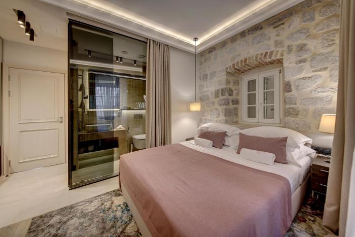 heritage hotel leon coronato