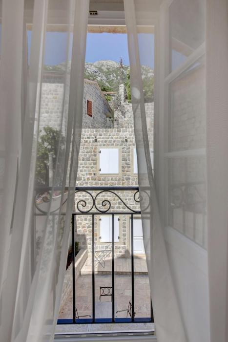 heritage hotel leon coronato