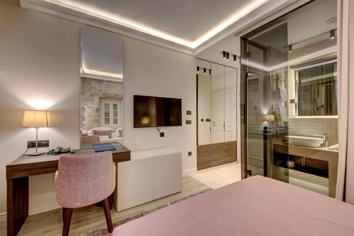 heritage hotel leon coronato