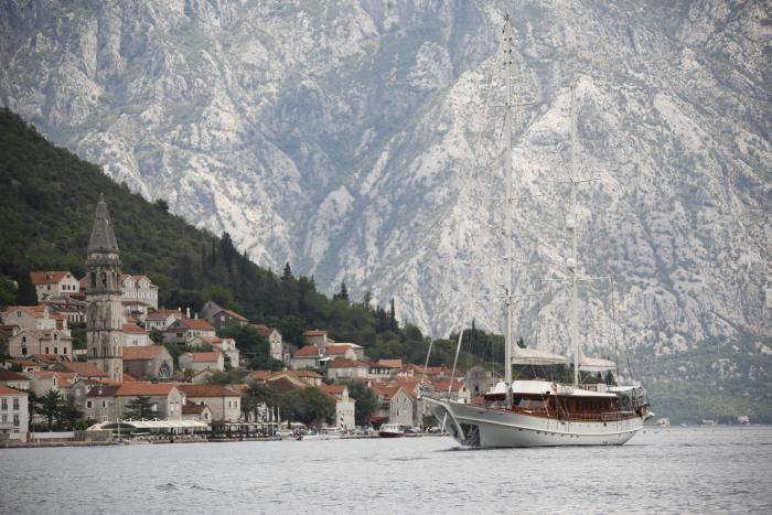 perast