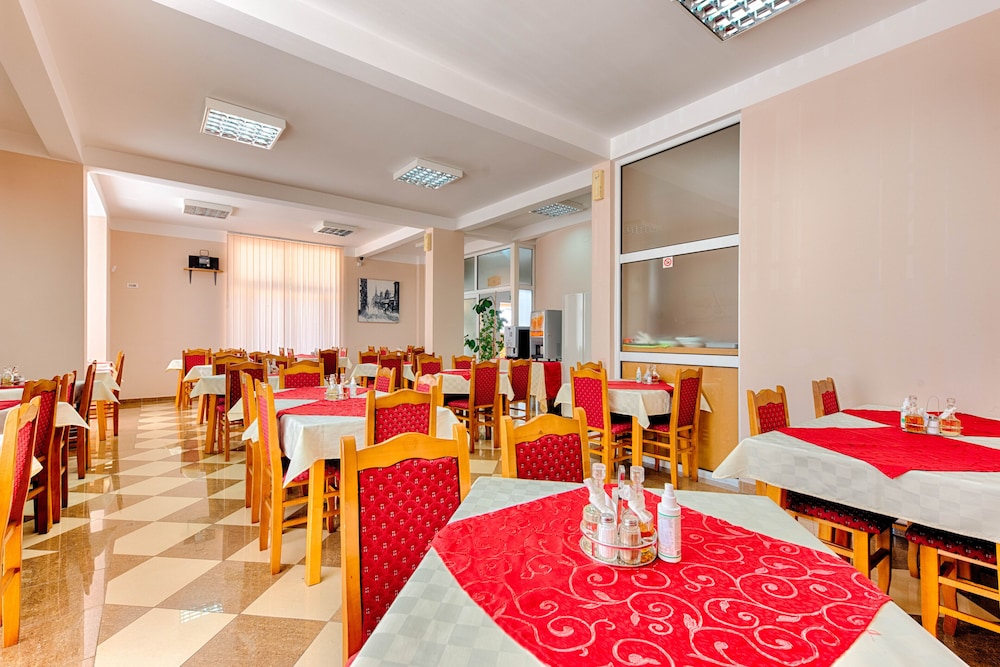 hotel dana