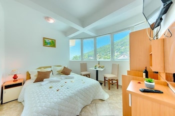 hotel dana