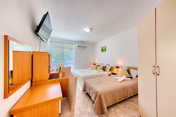 hotel dana