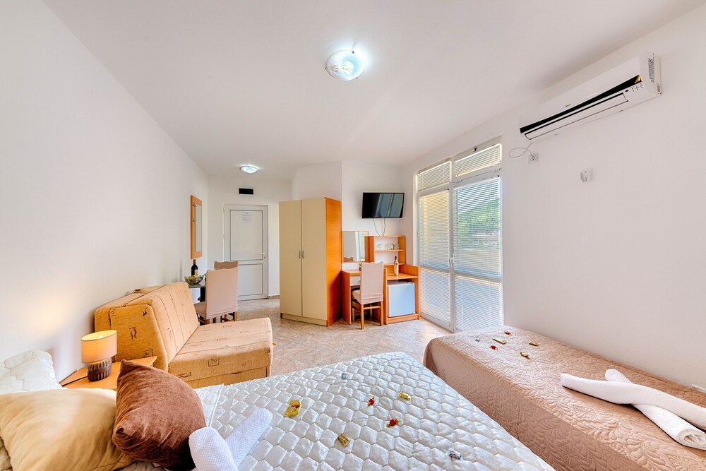 hotel dana