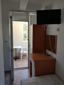 hotel dana