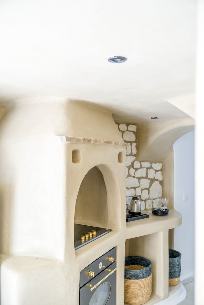 euphoria chora naxos