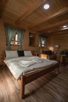 jela natural resort