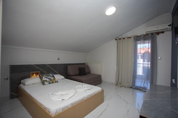 villa amalia sun beach