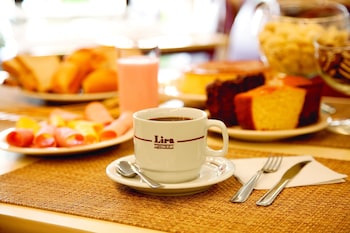 lira hotel