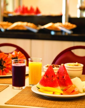 lira hotel