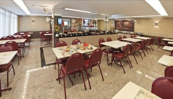 lira hotel