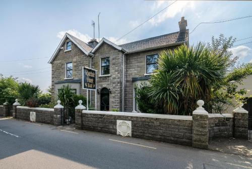 Riverdale House B&B,,3 star