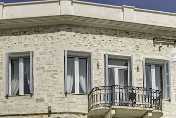 1844 suites syros