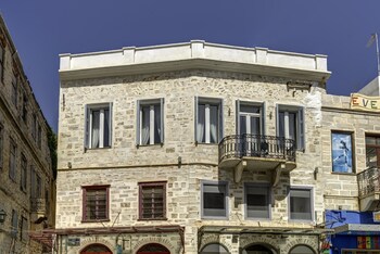 syros