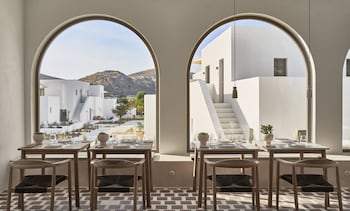 paros