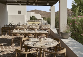 paros