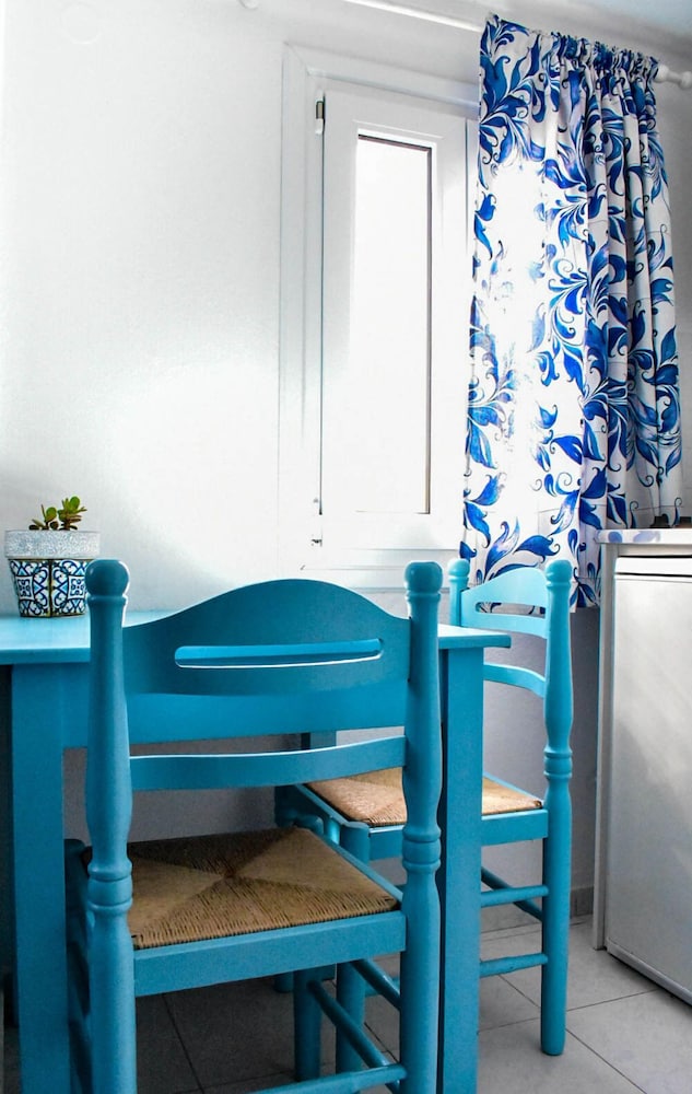 dedalos studios naxos