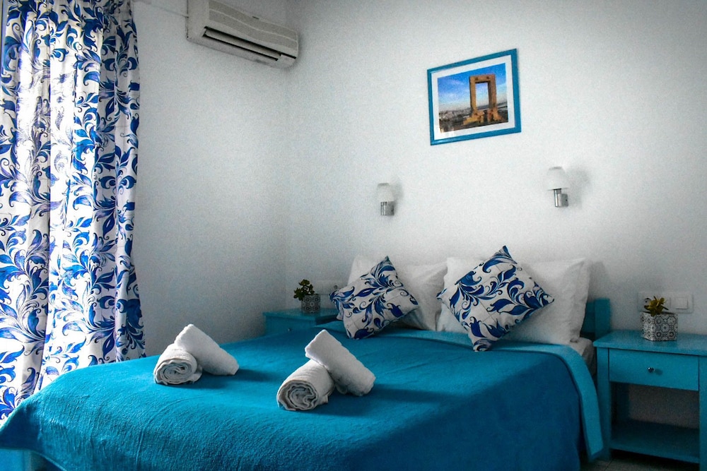 dedalos studios naxos