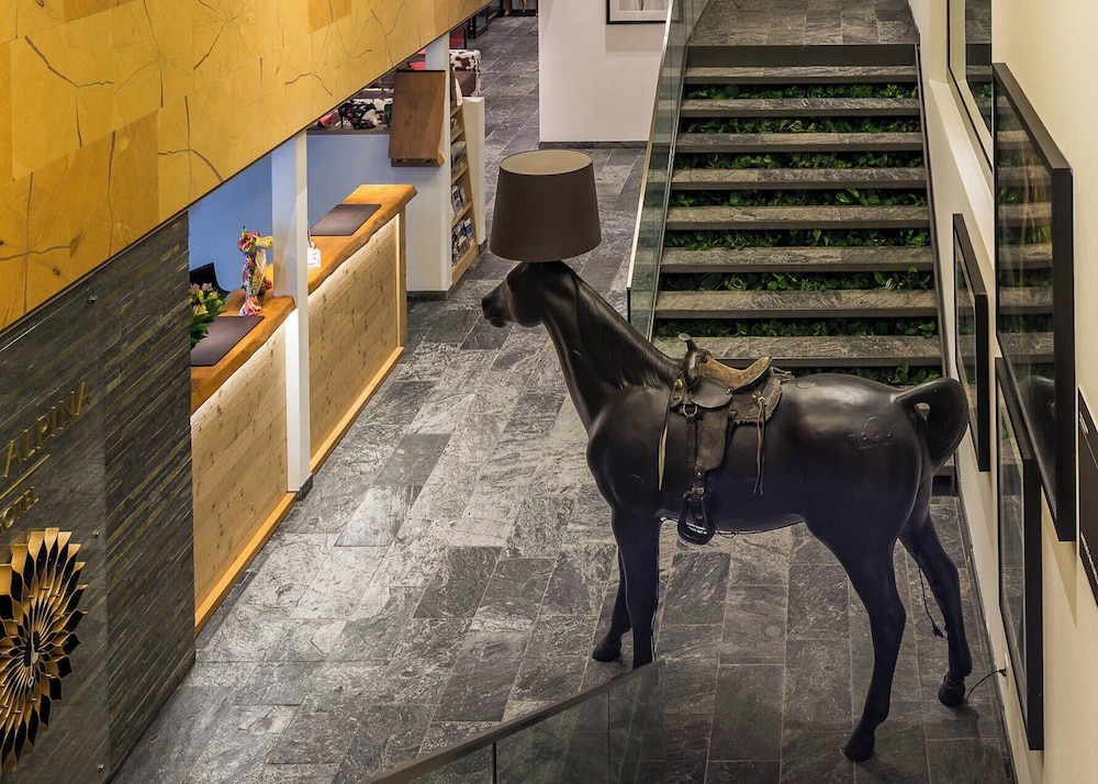 nira alpina member of design hotels