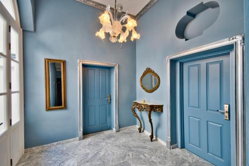 julina boutique living