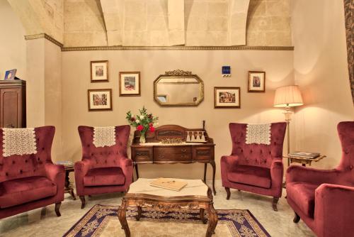 julina boutique living