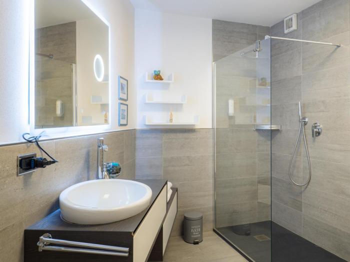 lopera rooms and suite