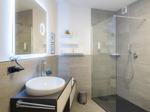 lopera rooms and suite