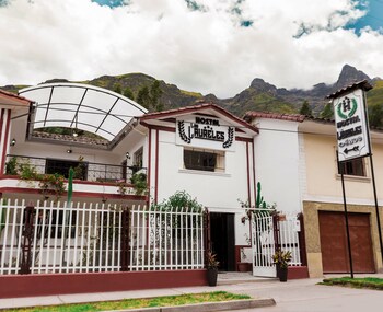 Hotel Los Laureles,Cusco>>Calca,3 star
