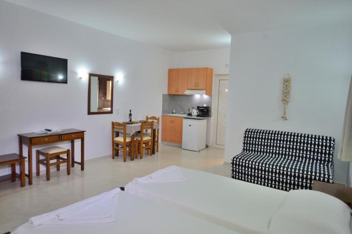 reina apartments