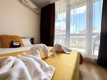 menada luxor apartments