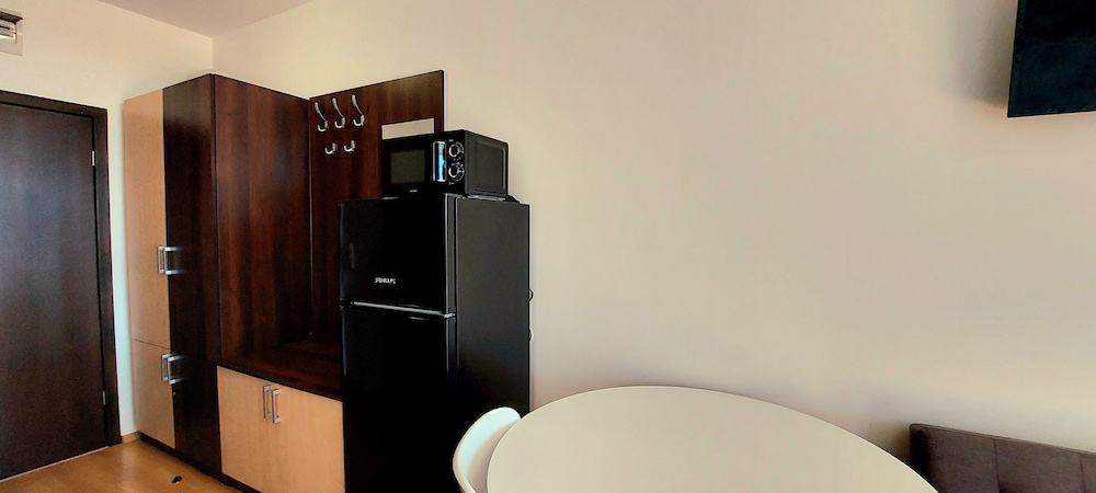 menada luxor apartments