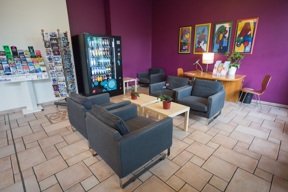 acama hotel and hostel kreuzberg