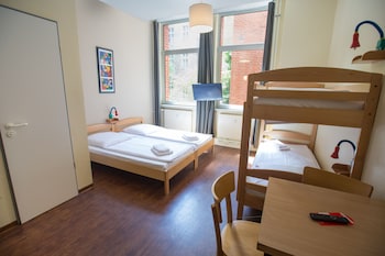 acama hotel and hostel kreuzberg