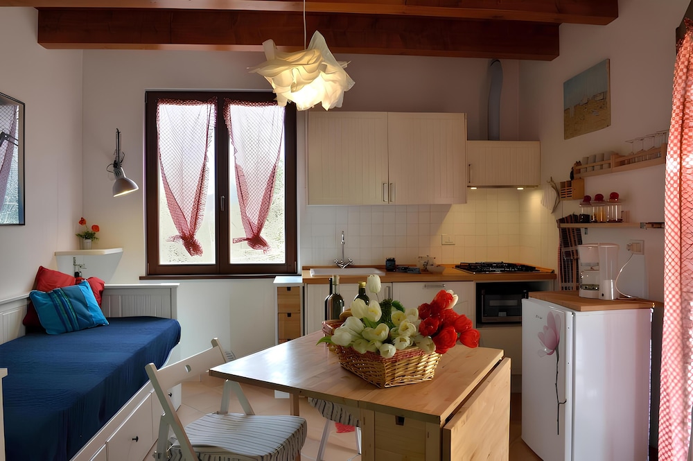 il laghello di amina