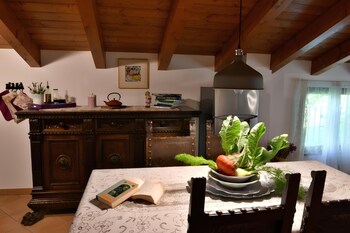 il laghello di amina