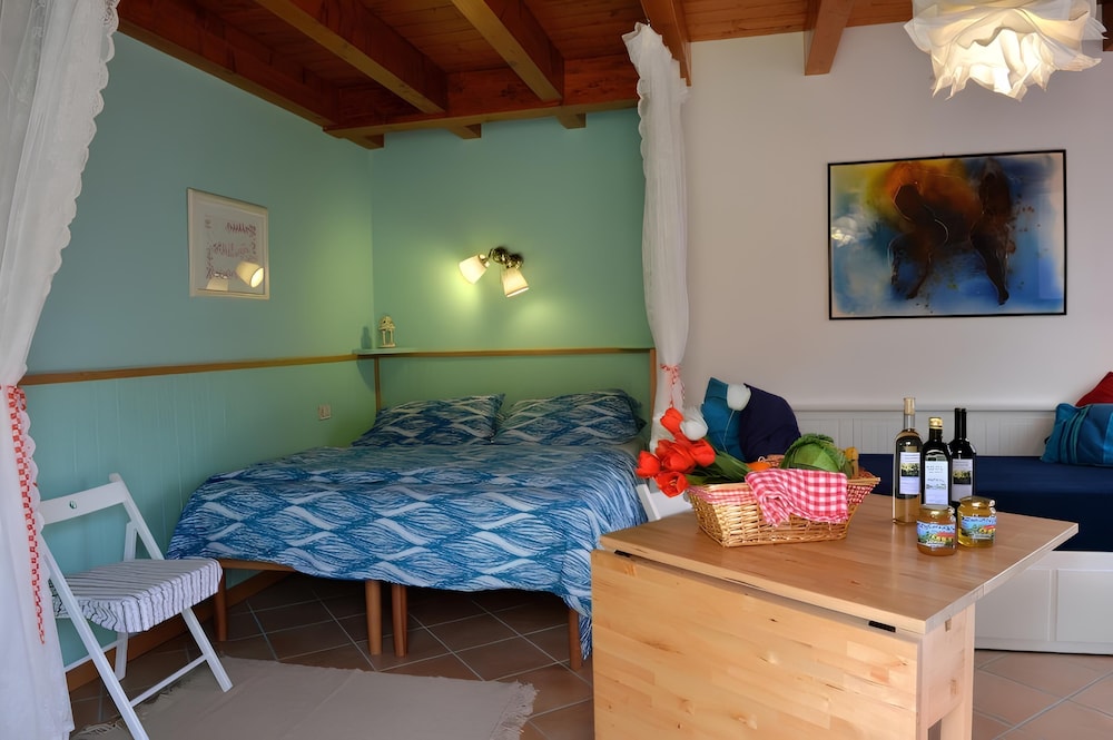 il laghello di amina