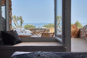 mythic paros