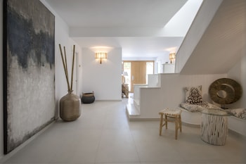 mythic paros