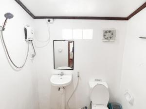 Siargao Tropic Hostel,General Luna>>Del Carmen,2 star