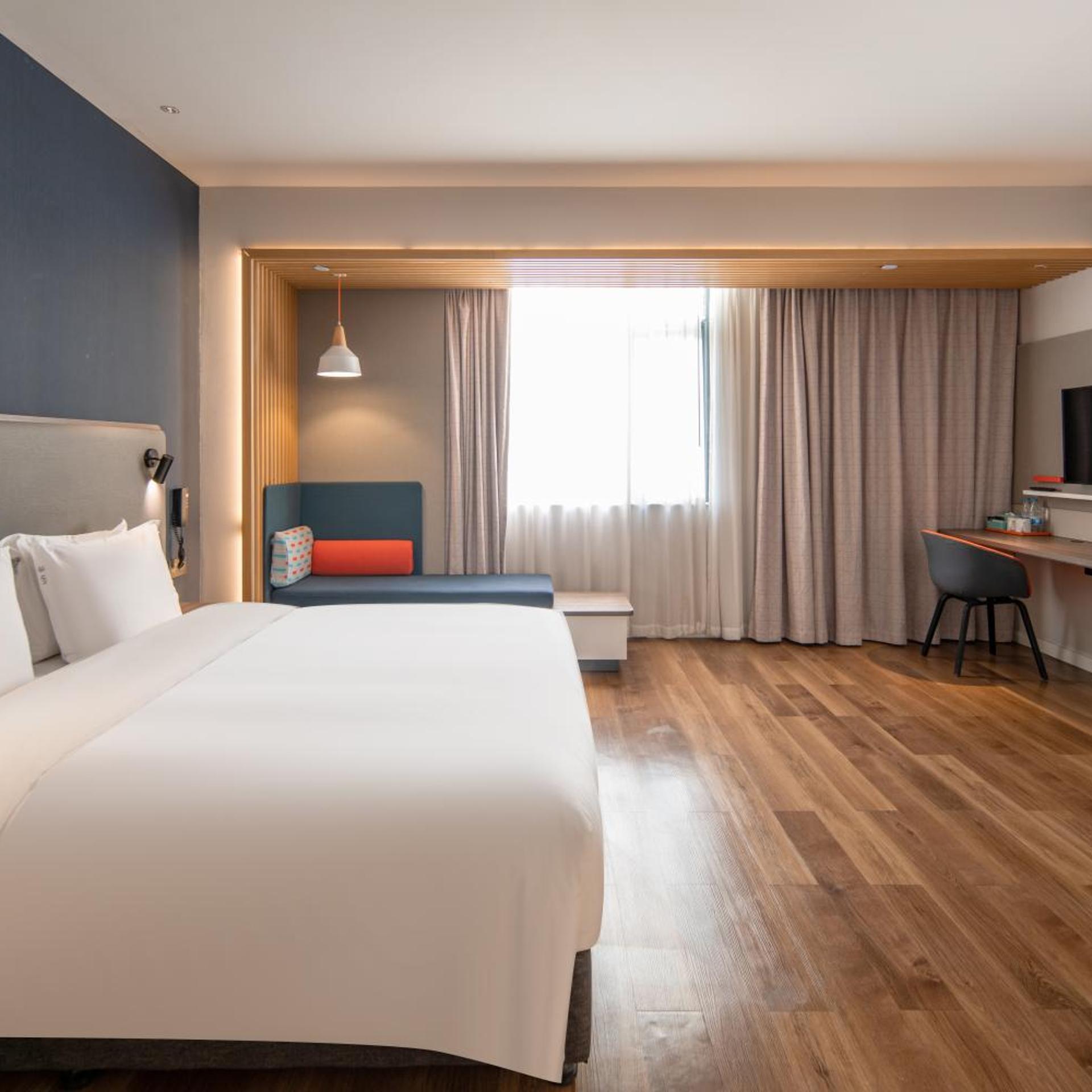 holiday inn express shanghai jiading new city an ihg hotel