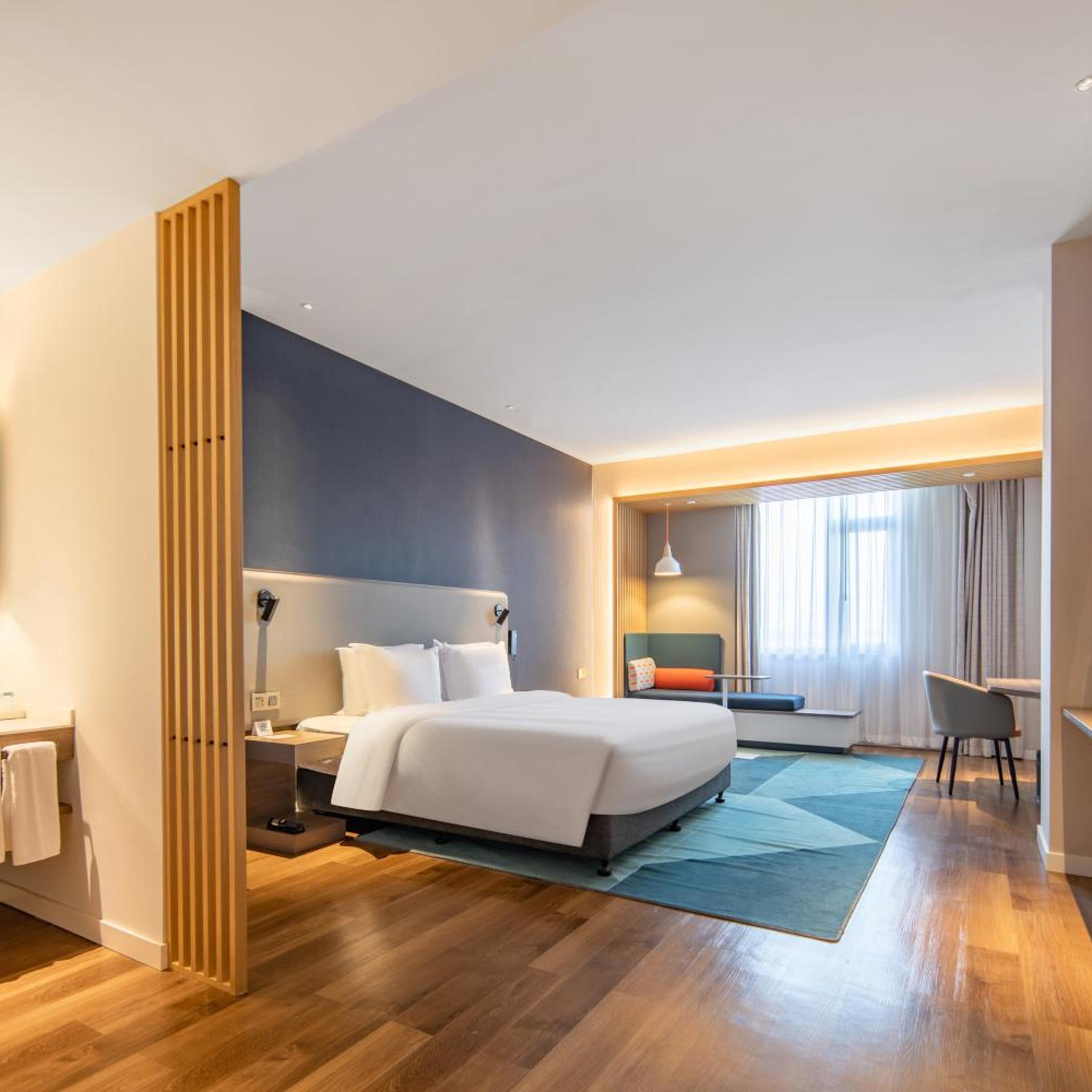 holiday inn express shanghai jiading new city an ihg hotel