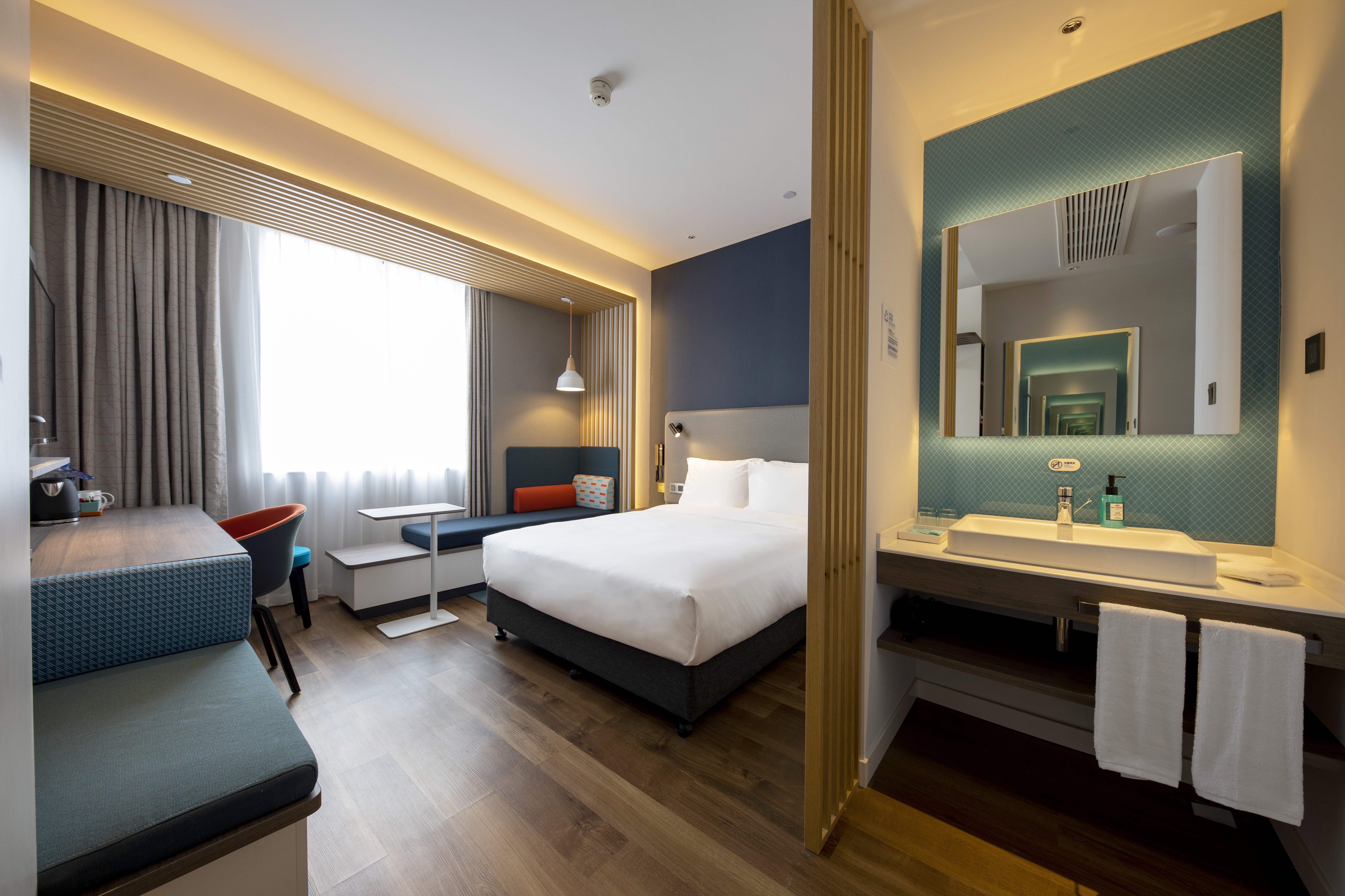 holiday inn express shanghai jiading new city an ihg hotel