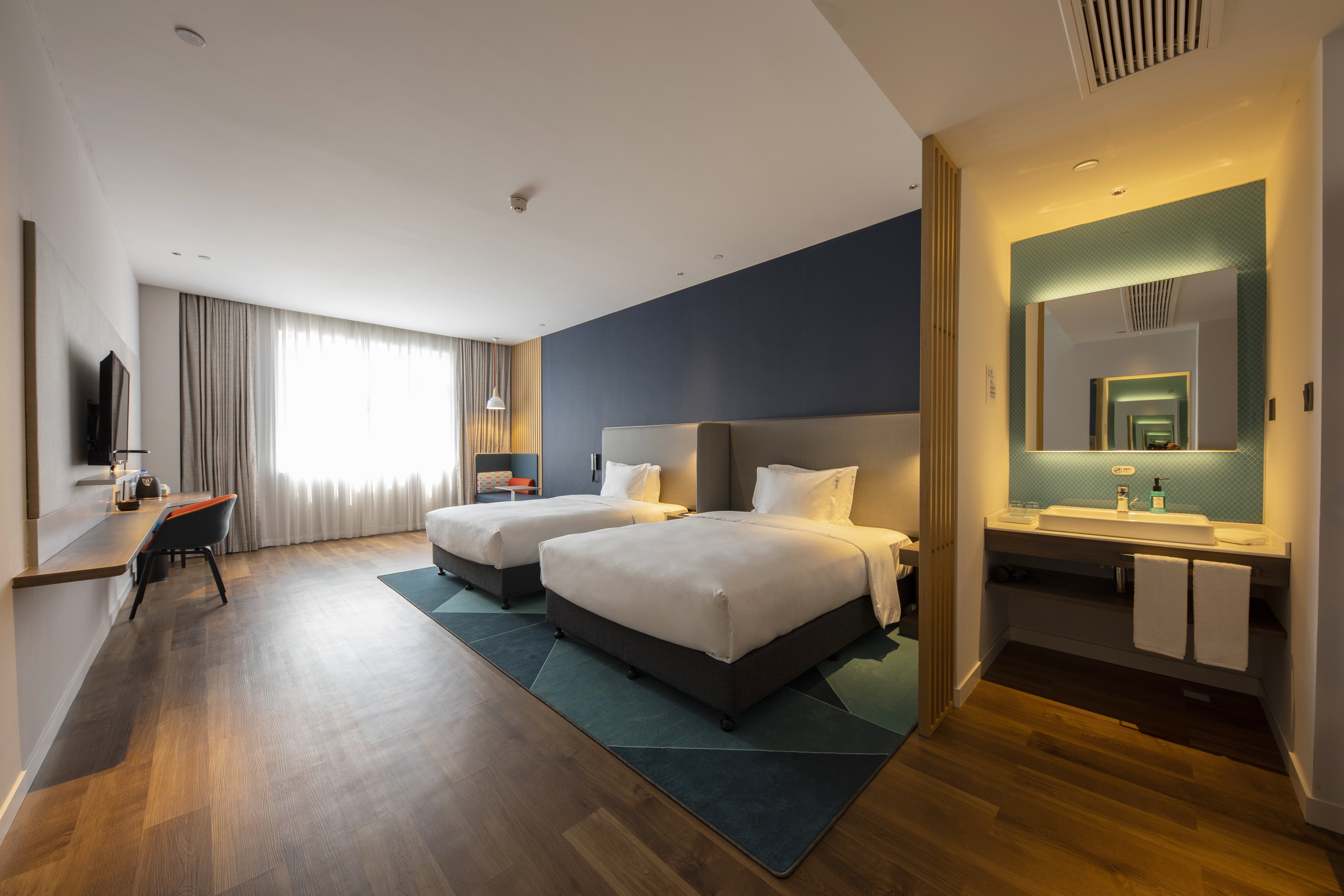 holiday inn express shanghai jiading new city an ihg hotel