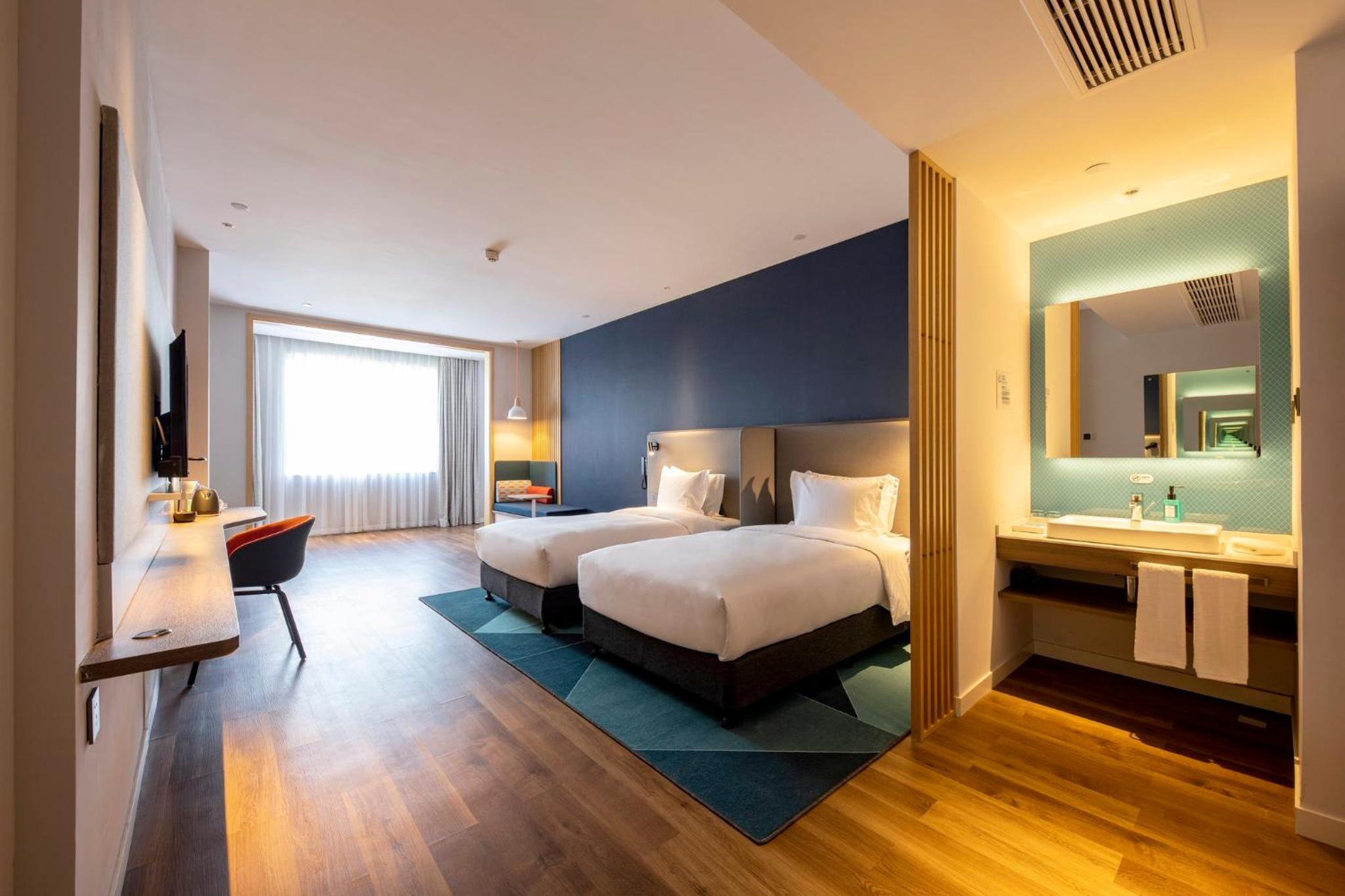 holiday inn express shanghai jiading new city an ihg hotel